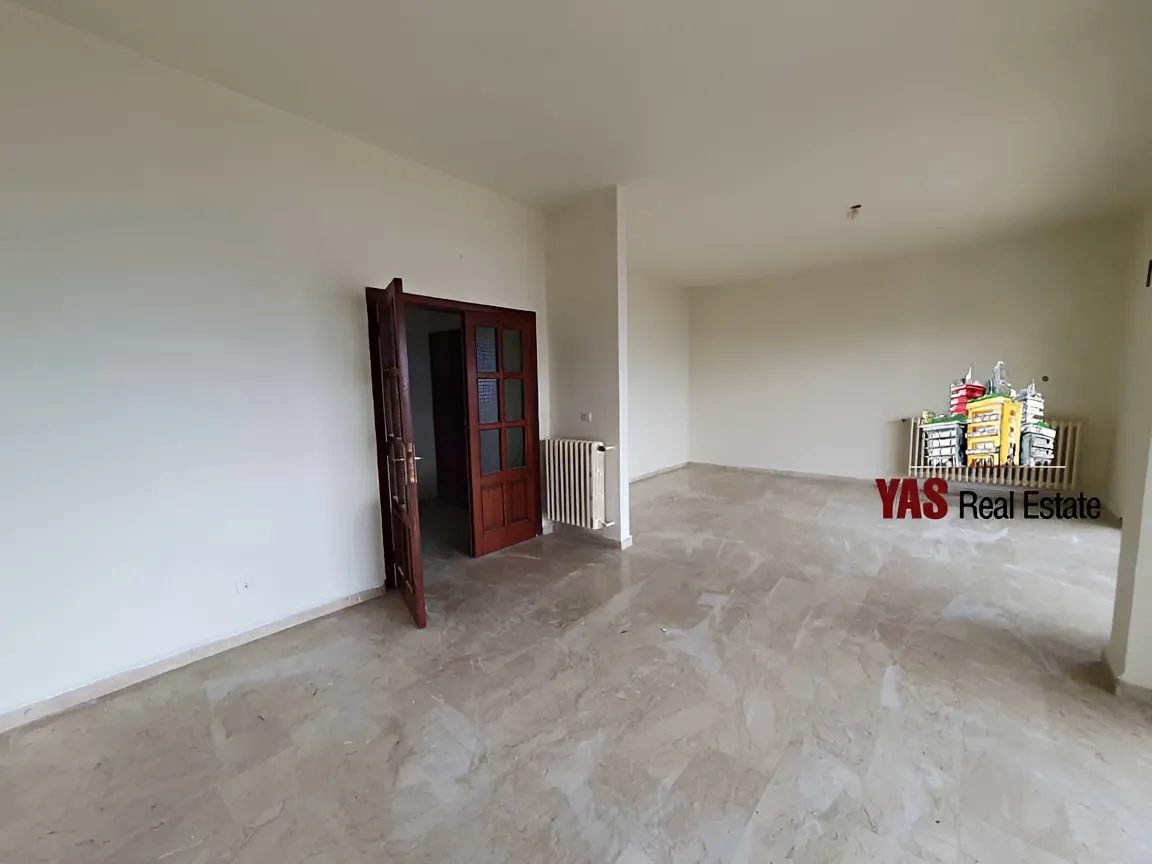 Apartment for Rent in Ajaltoun