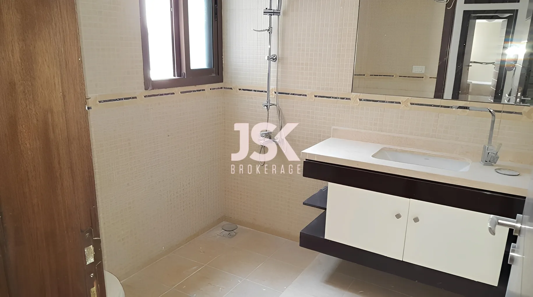 Apartment for Sale in Beit El Chaar, Lebanon - 3 bed, 3 bath