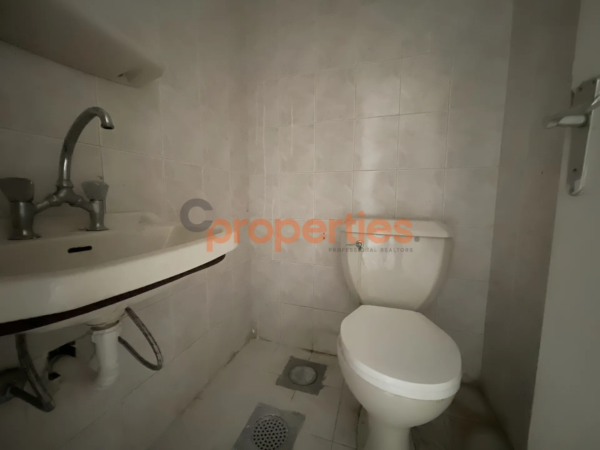 Apartment for Rent in Rayfoun