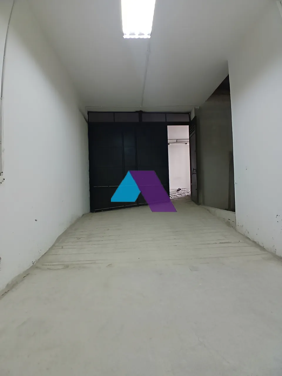 Warehouse for Sale in Baouchriyeh