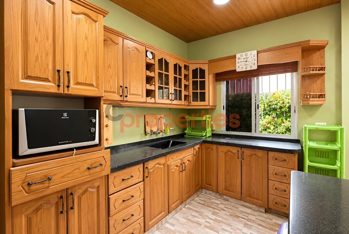 Apartment for Rent in Naqqache
