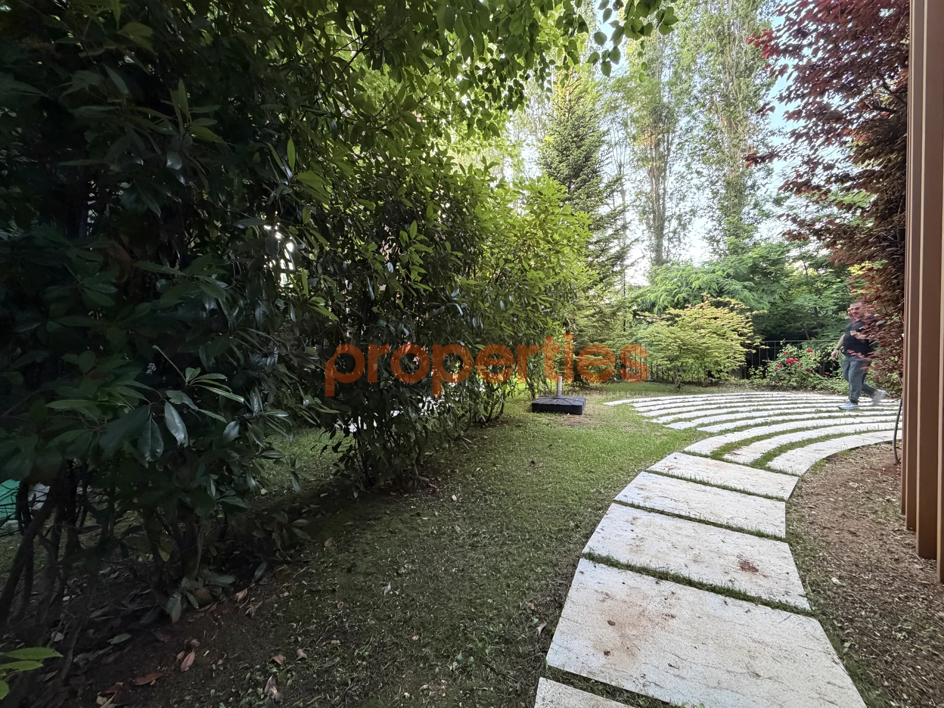 Villa for Rent in Faqra