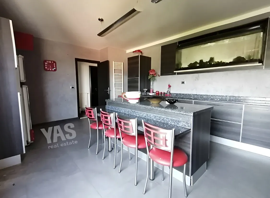 Apartment for Sale in Ajaltoun - 2 bed, 4 bath