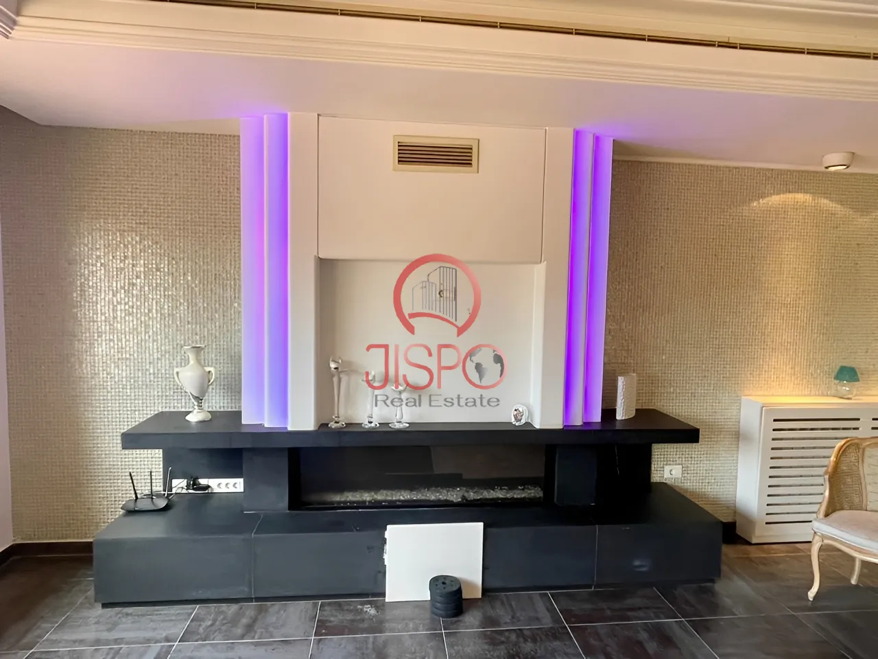 Apartment for Sale in Adma w Dafnah - 3 bed, 5 bath
