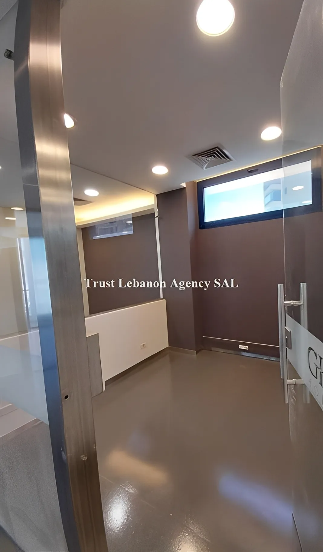 Office for rent in Baabda, Furn Al Chebak