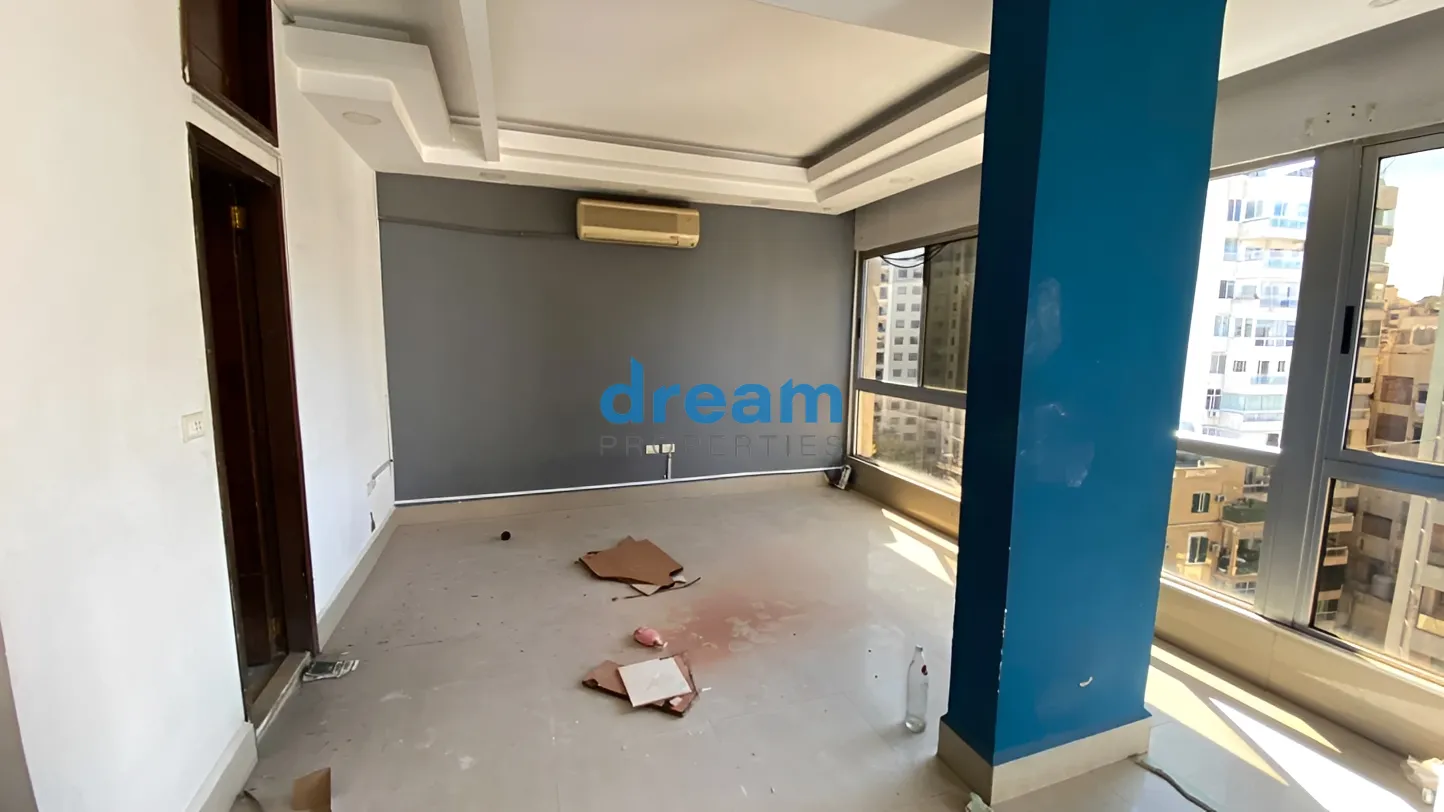 Office for rent in Bechara El Khoury