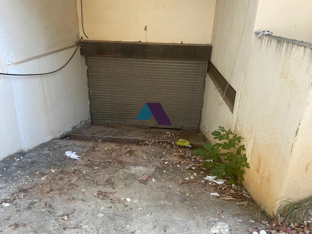 Warehouse for sale in Bsaba