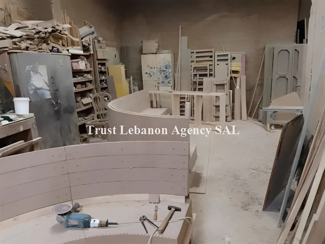 Commercial Property For Sale in Metn, Dekweneh