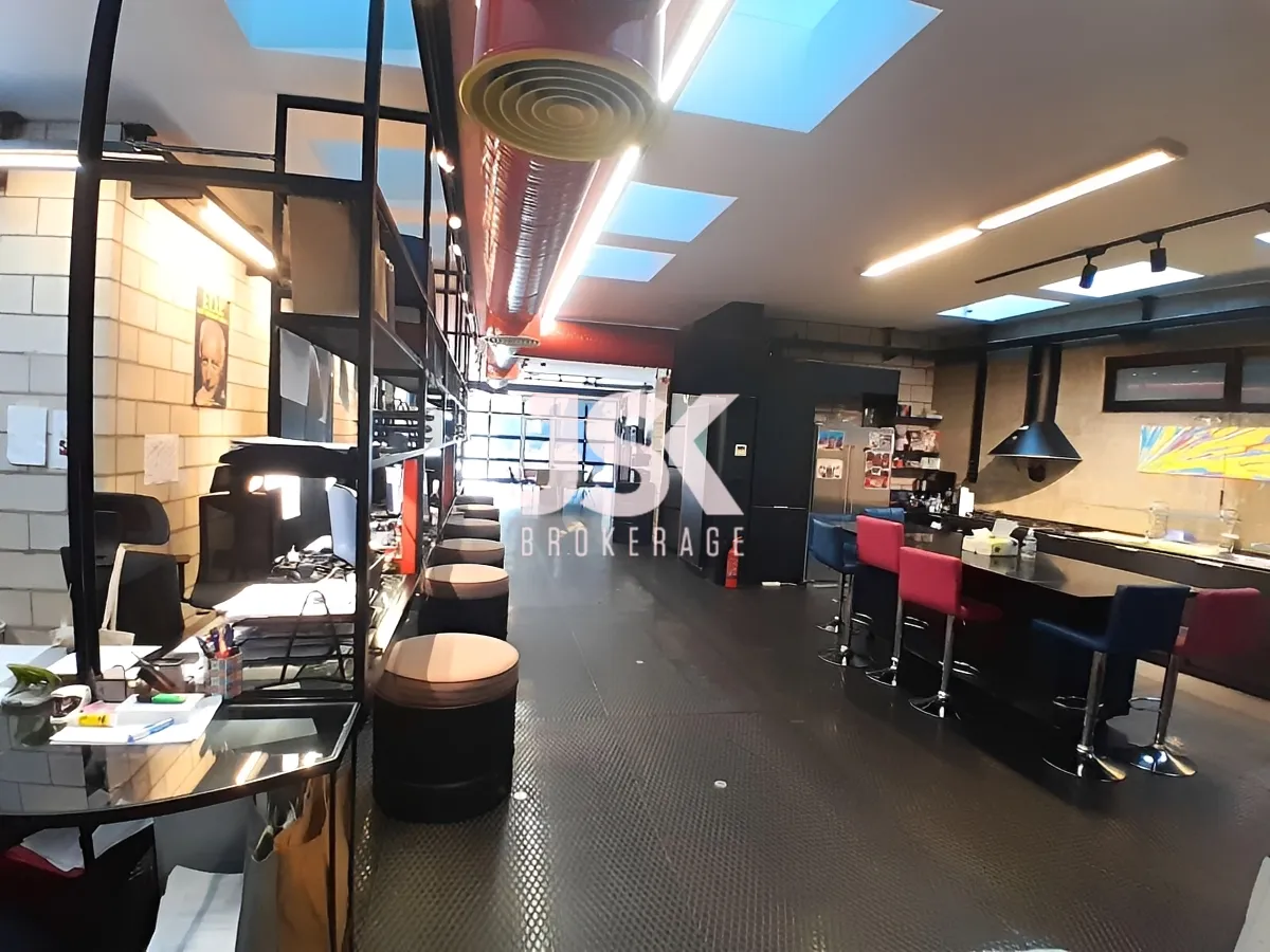 Office for Sale in Achrafieh
