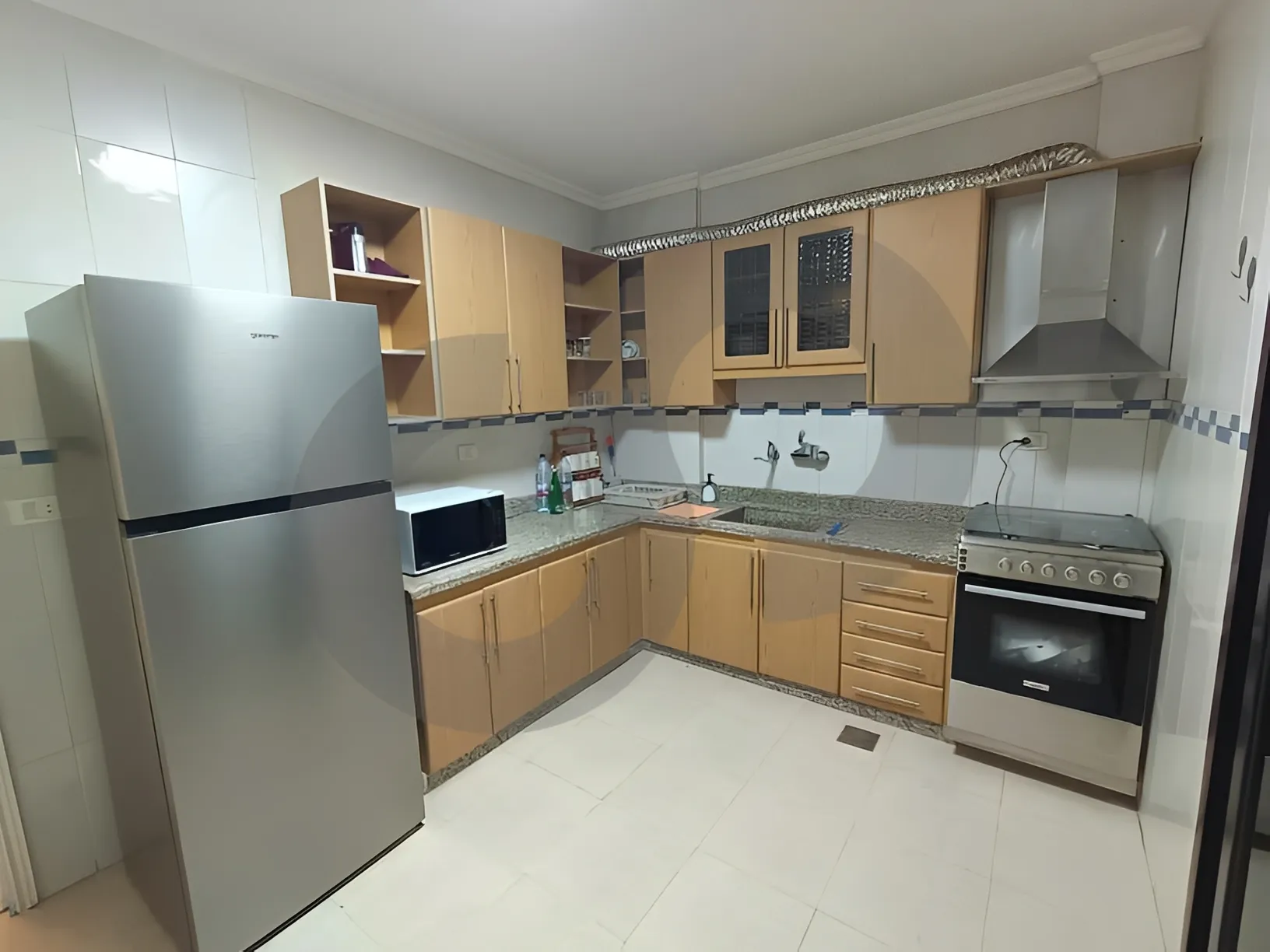 Apartment for Sale in Tallet El Khayyat, Bayrut, Lebanon