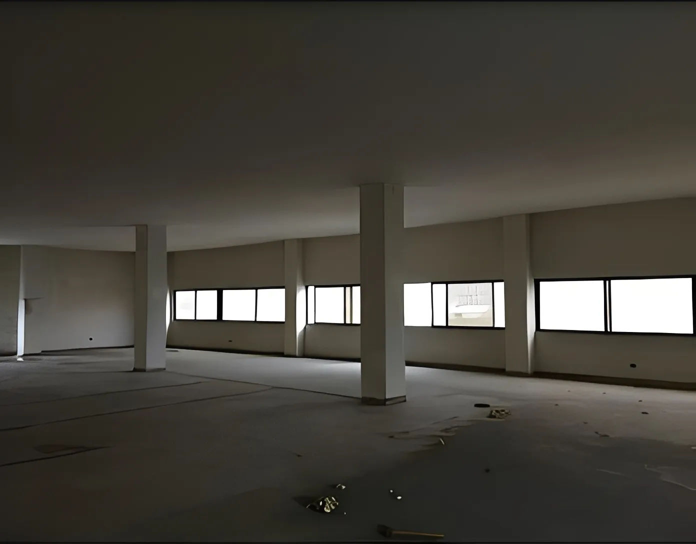 Showroom Property For Sale in Metn, Dawra