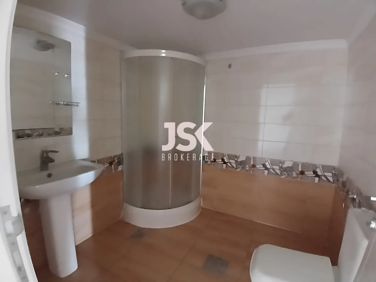 Apartment for Rent in Ain Saadeh