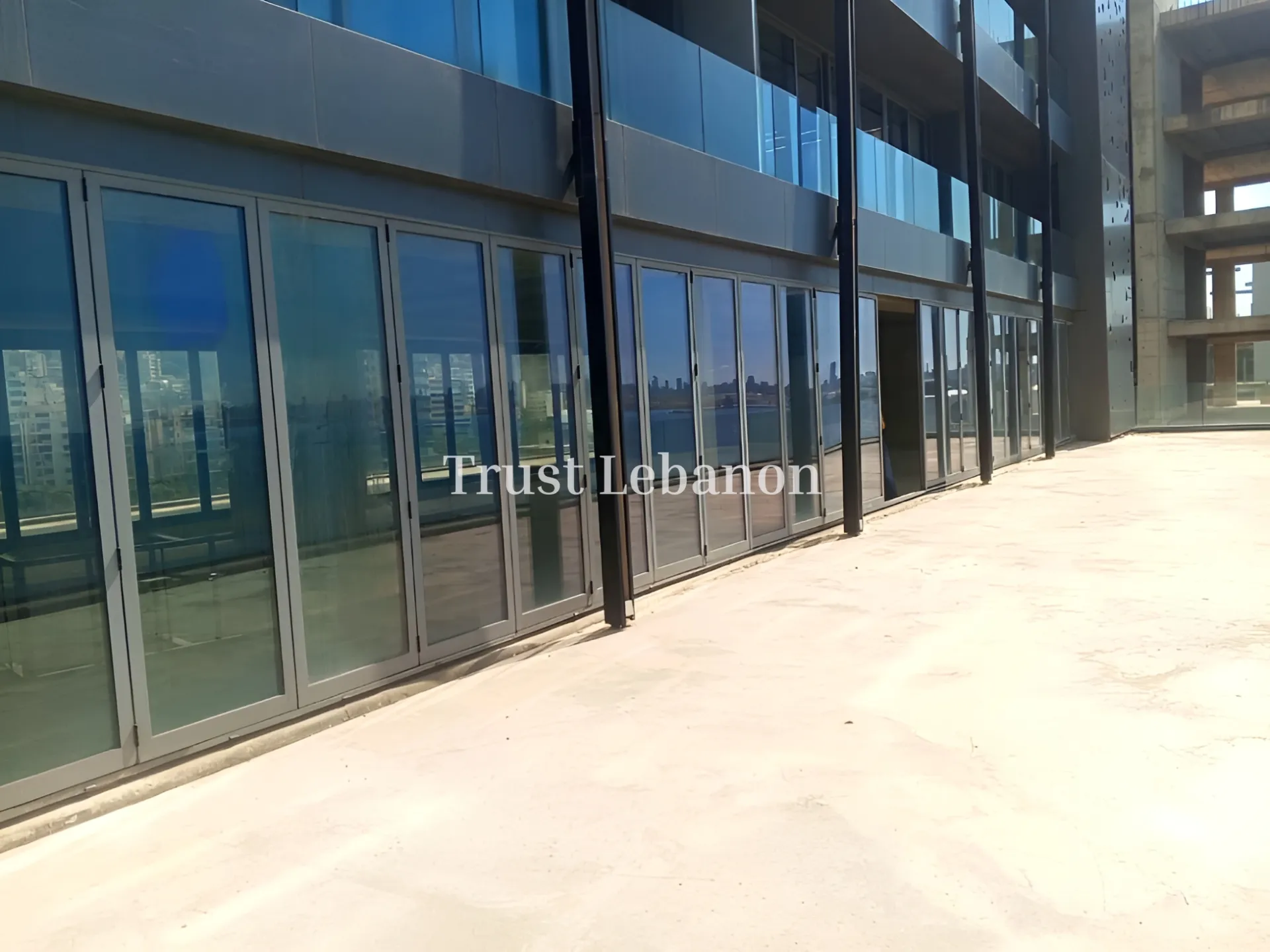 Office for rent in Antelias