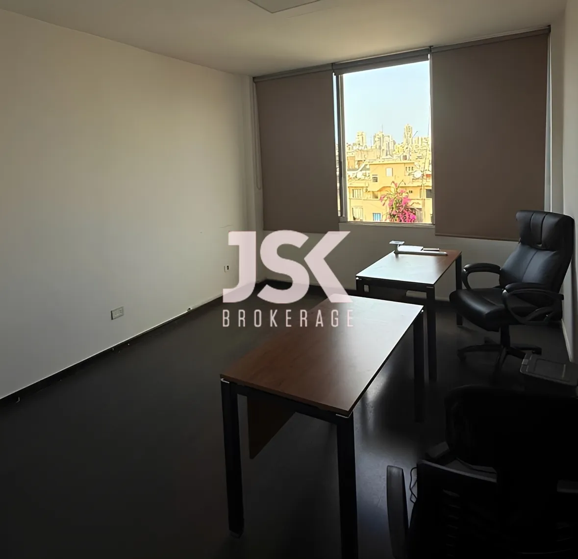 Office for rent in Badaro