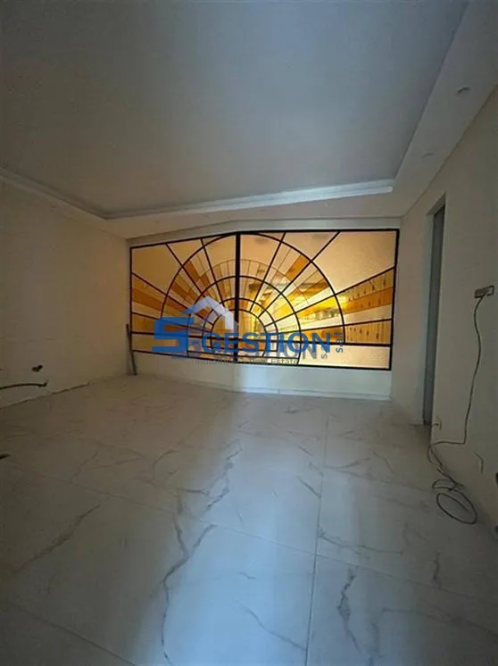 Shop for rent in Downtown