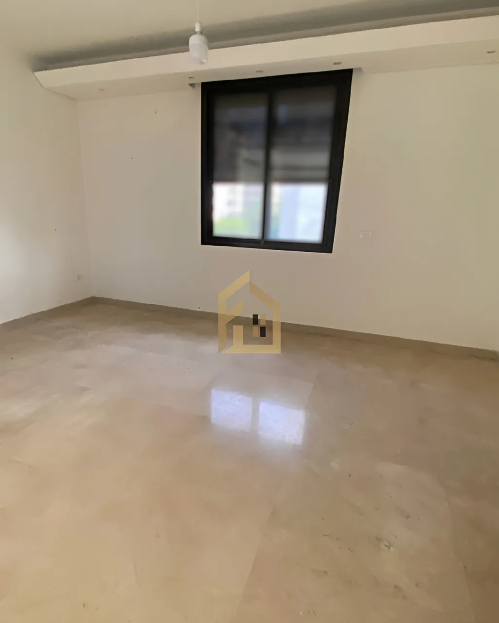 Apartment for sale in Horch Tabet
