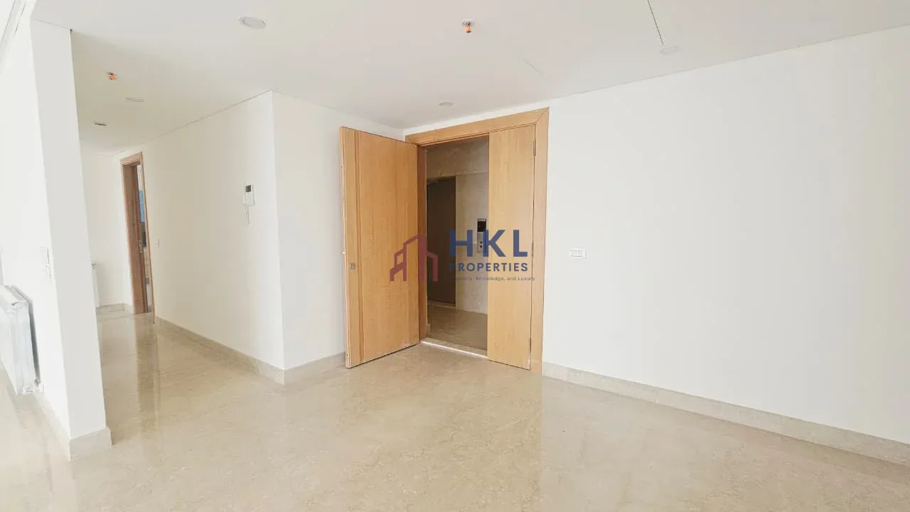 Apartment for rent in Ain Al Mraiseh, Beirut, Lebanon