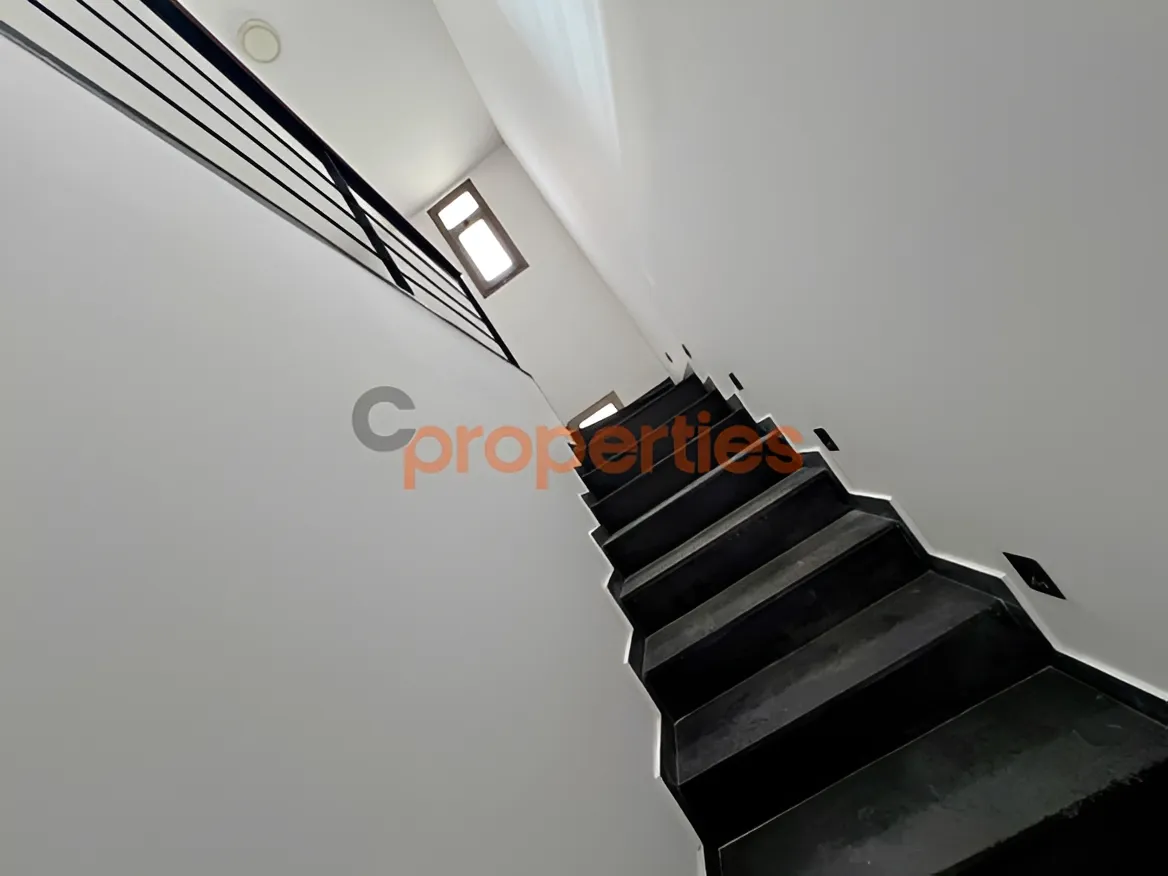 Apartment for Sale in Beit Meri