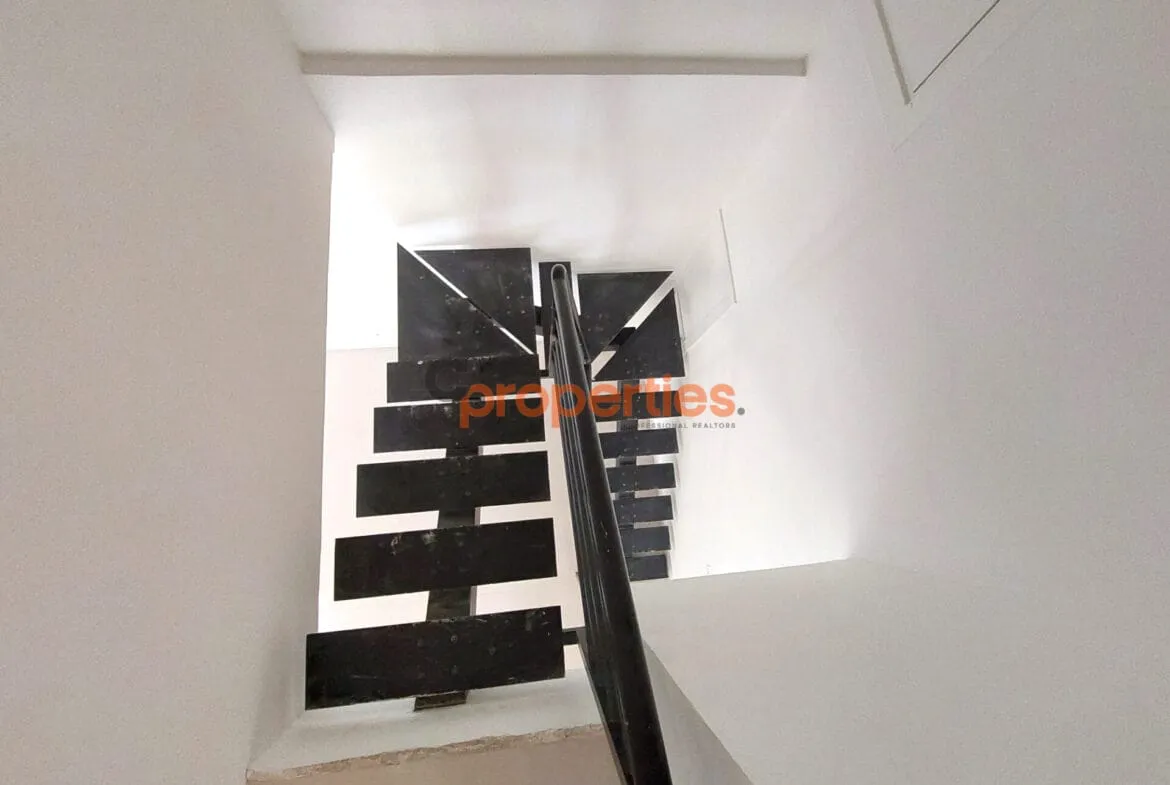 Apartment for Sale in Jouret El Ballout