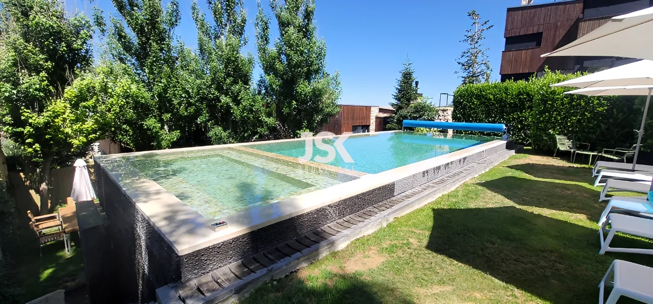 Triplex for Sale in Ouyoun - 5 bed