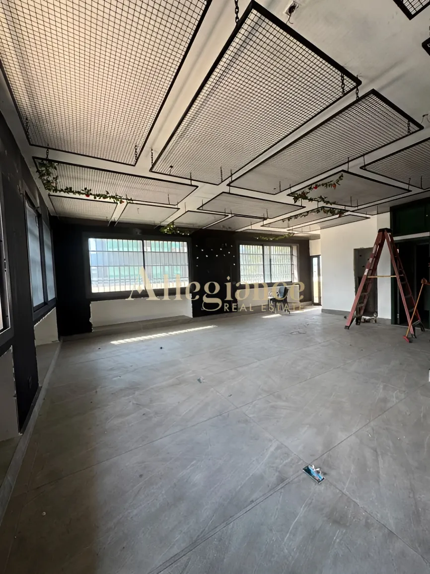 Office for rent in Zalqa