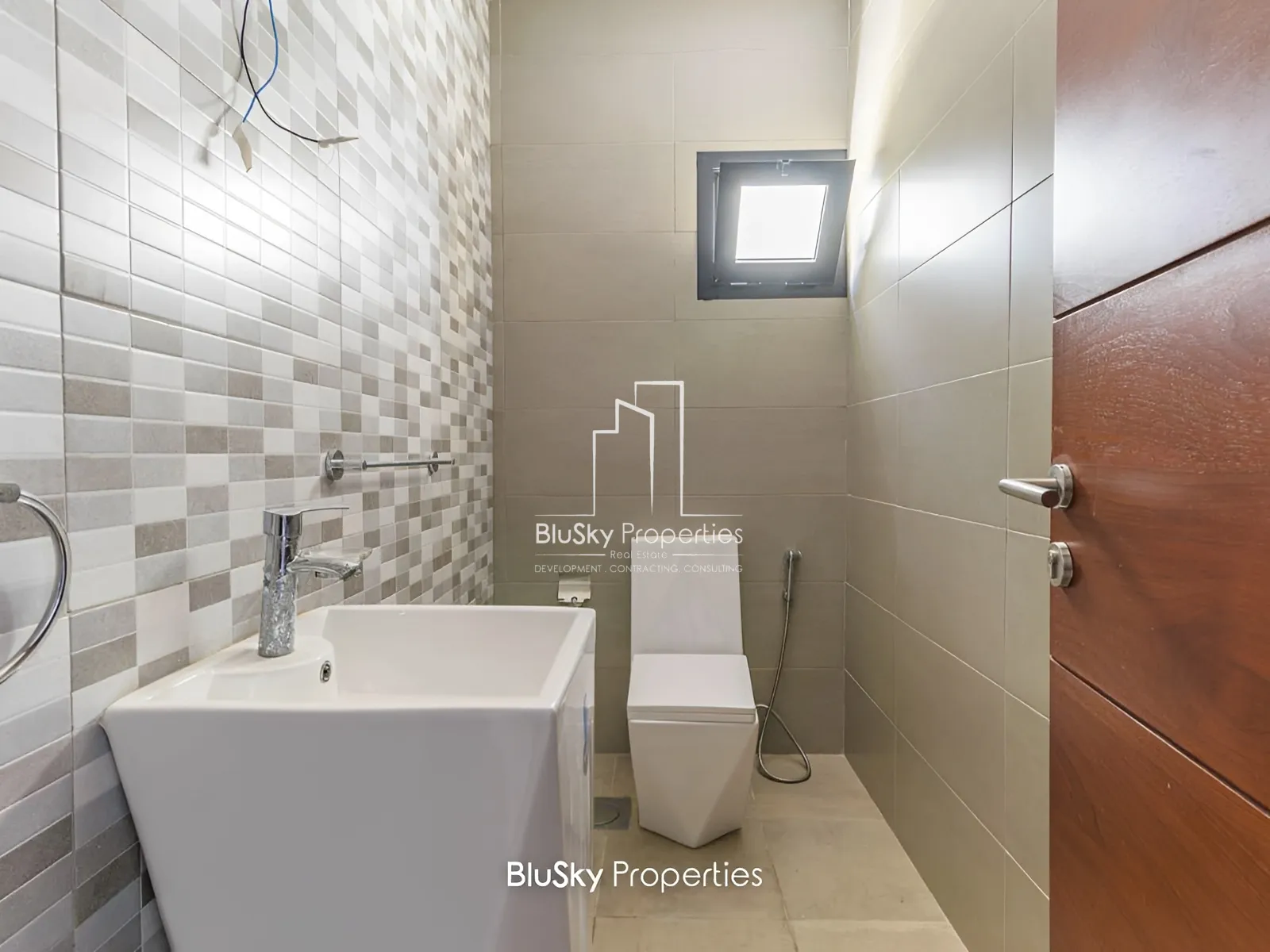 Apartment for Sale in Blat