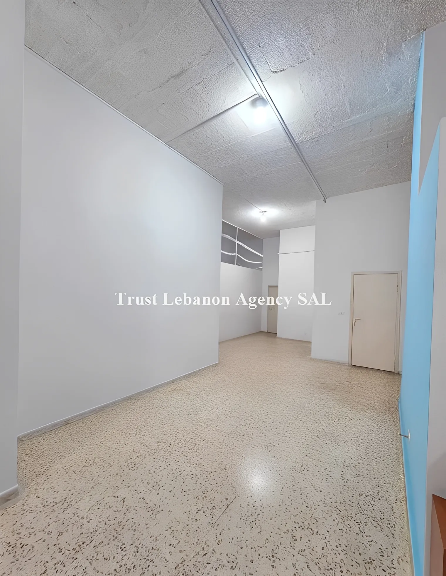 Office for rent in Baabda, Hazmieh