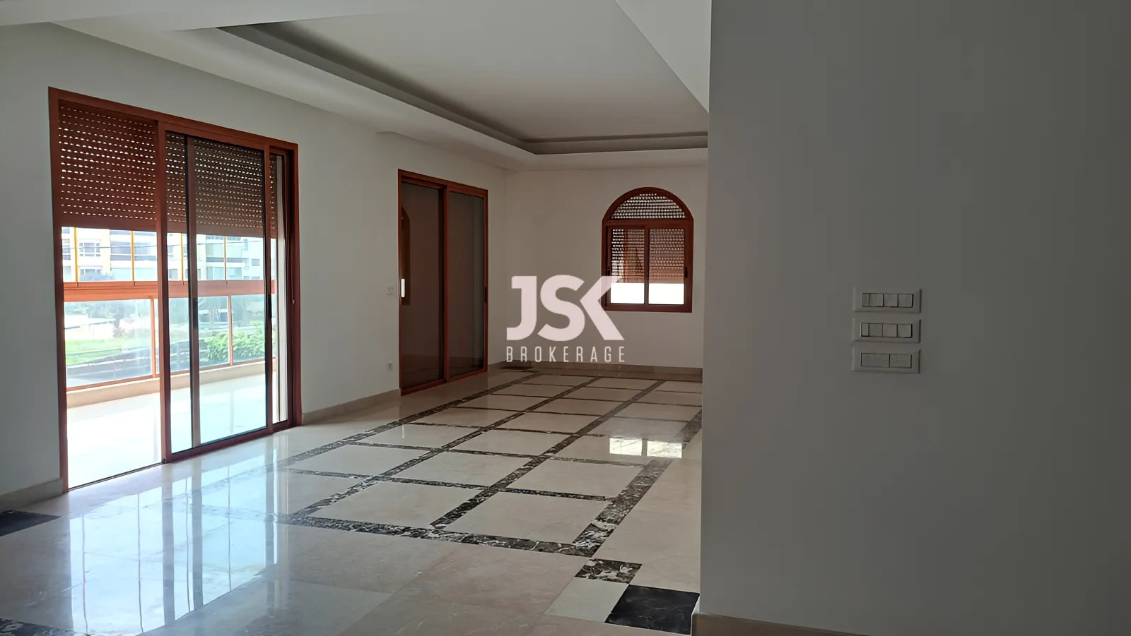 Apartment for Sale in Jnah