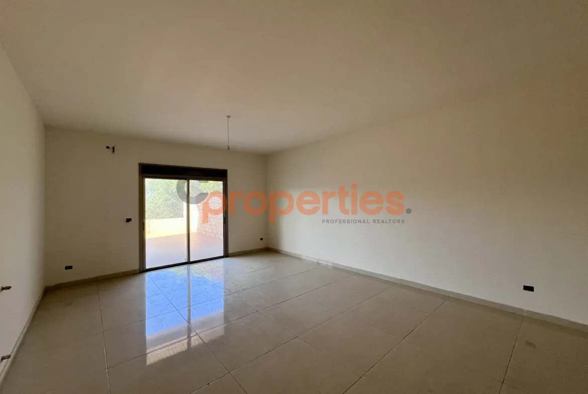 Apartment for Sale in Mar Roukoz