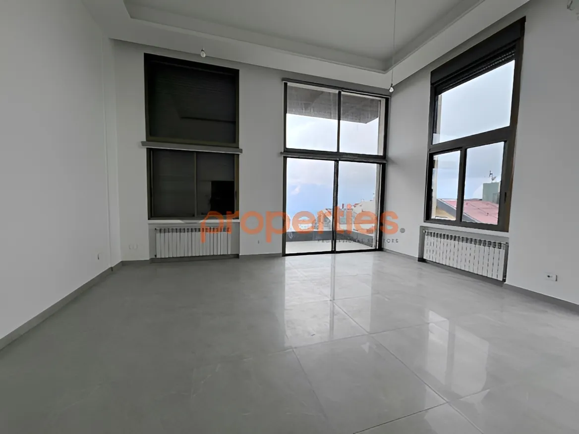 Apartment for Sale in Beit Meri