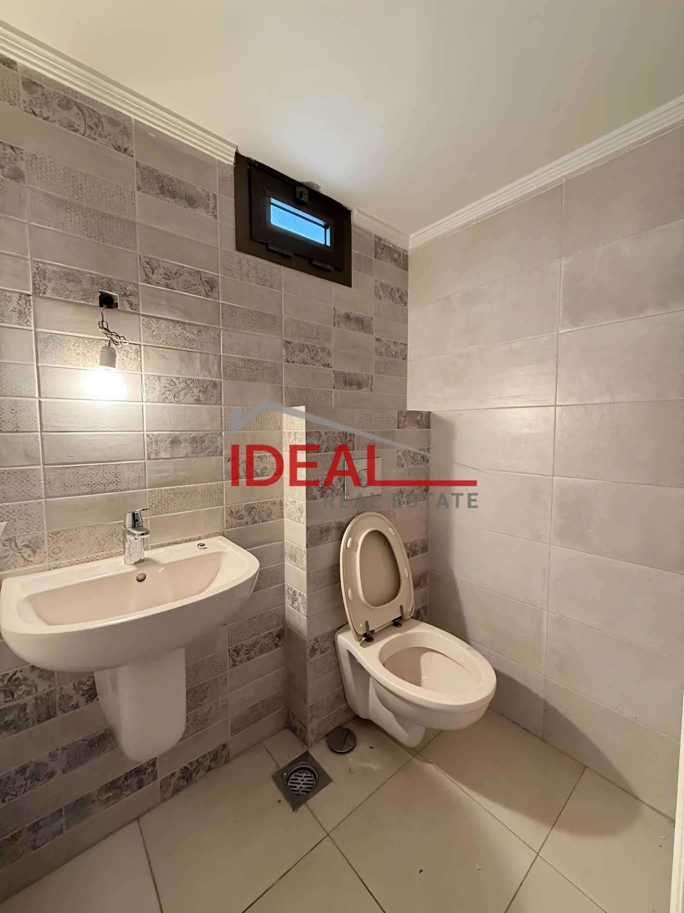 Apartment for sale in Naqqache, Lebanon - 3 bed, 3 bath
