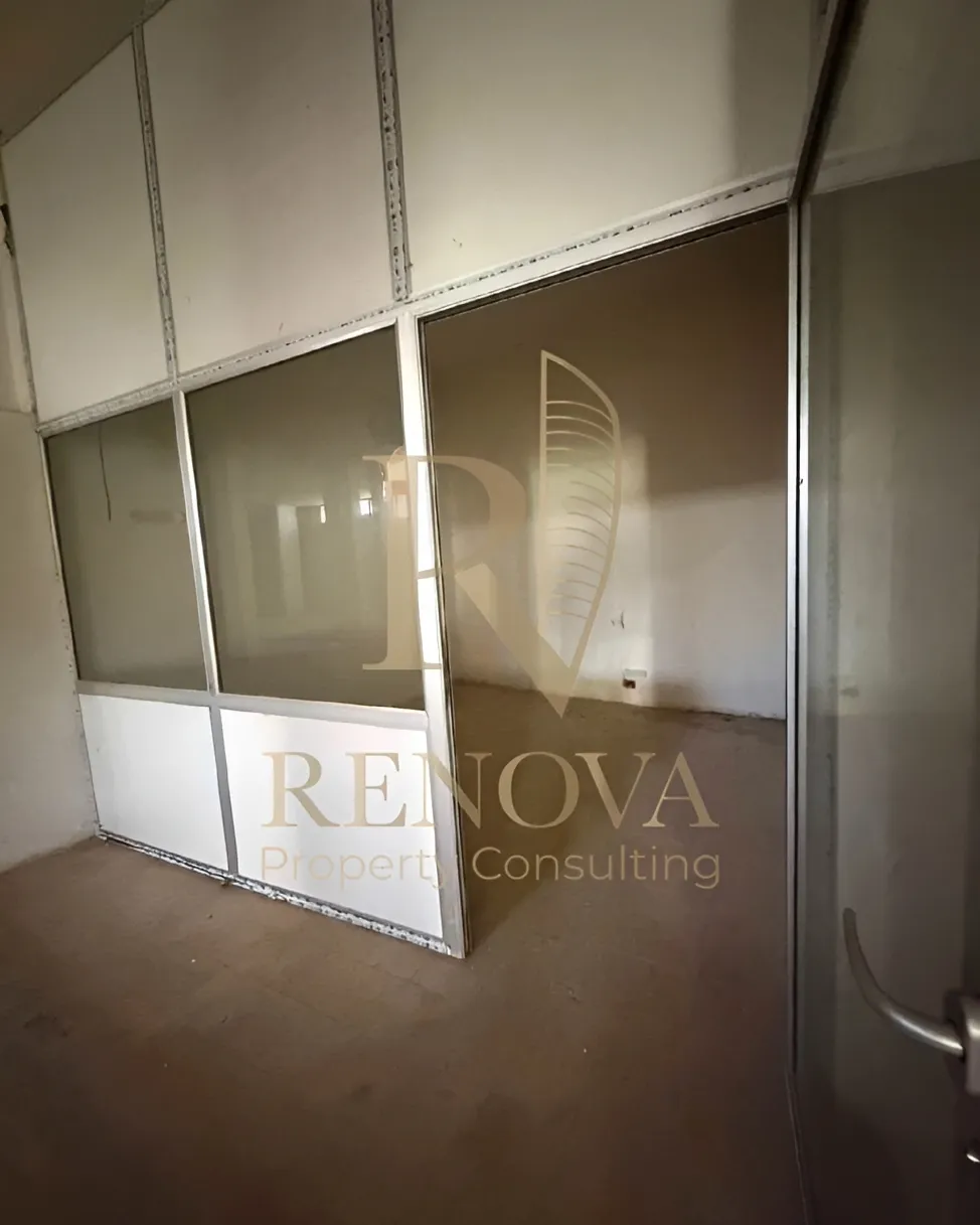Commercial Commercial for rent in Mansourieh, Lebanon