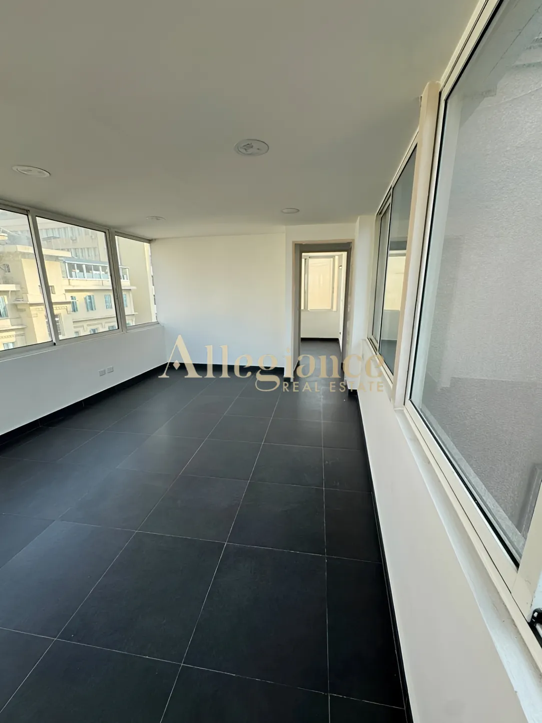 Office for rent in Achrafieh