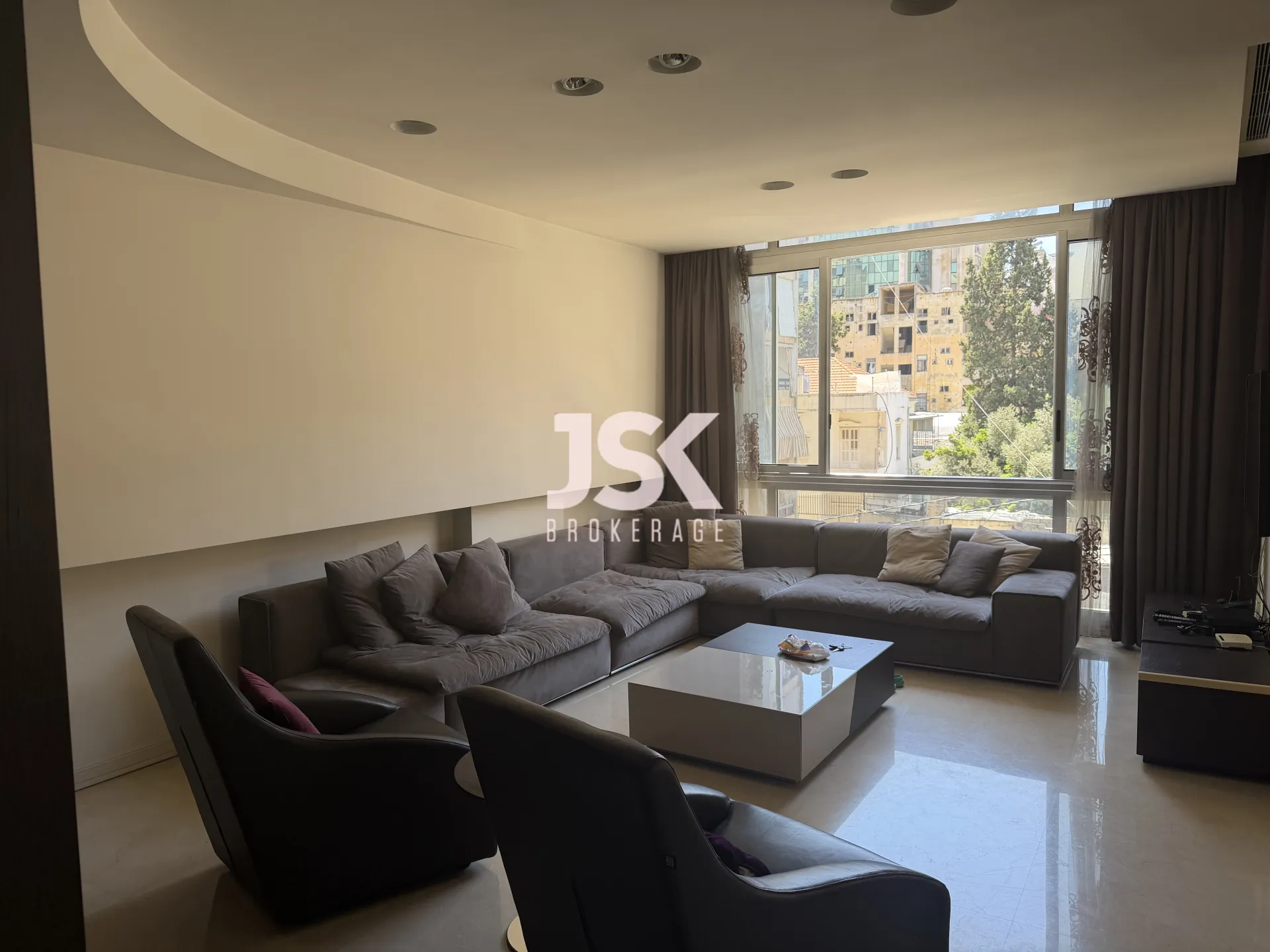 Apartment for Rent in Ras Al Naba'a