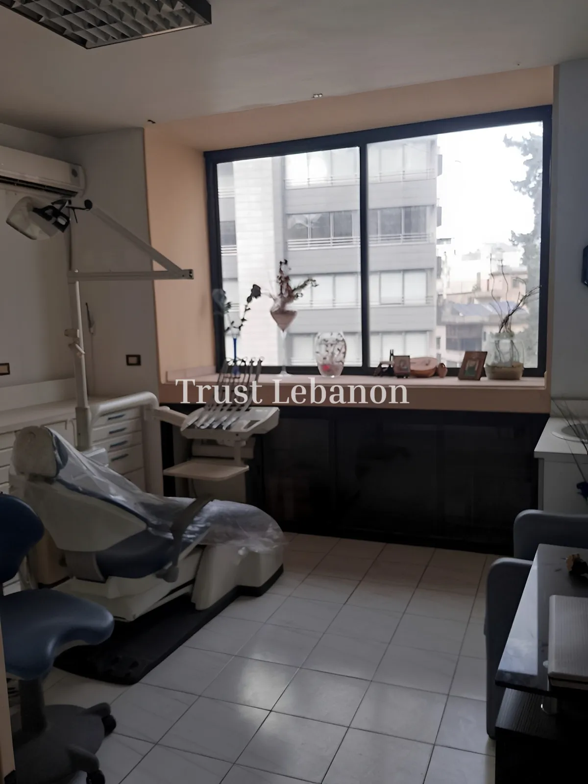 Office for rent in Achrafieh