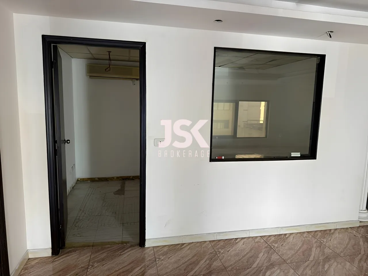 Office for Rent in Baouchriyeh