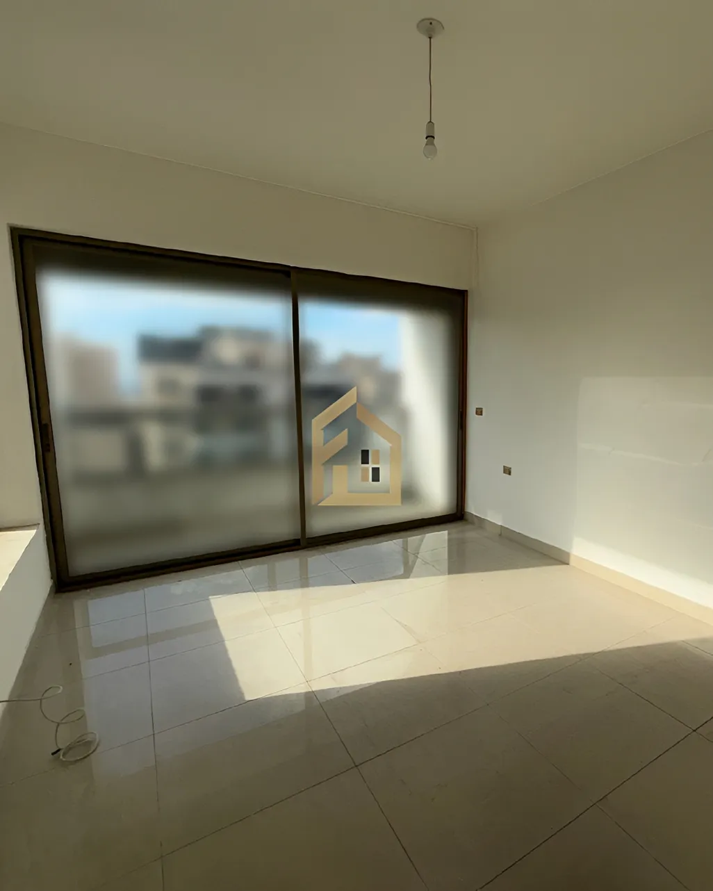 Apartment for rent in Caracas, Beirut, Lebanon - 3 bed, 4 bath