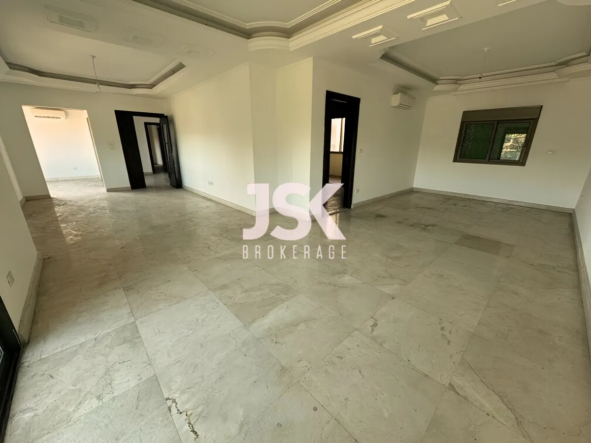 Apartment for Sale in Kaskas, Beirut - 3 bed, 3 bath