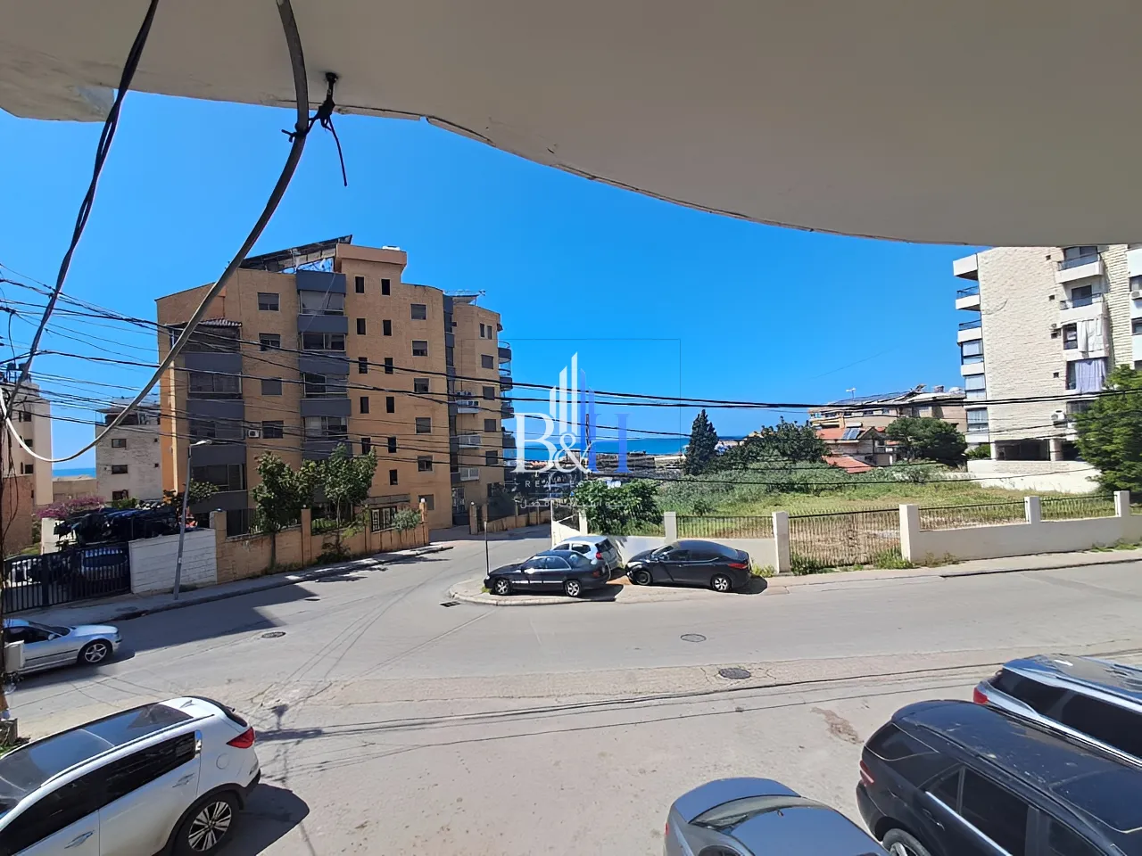 Apartment for sale in Dawhet aramoun, lebanon