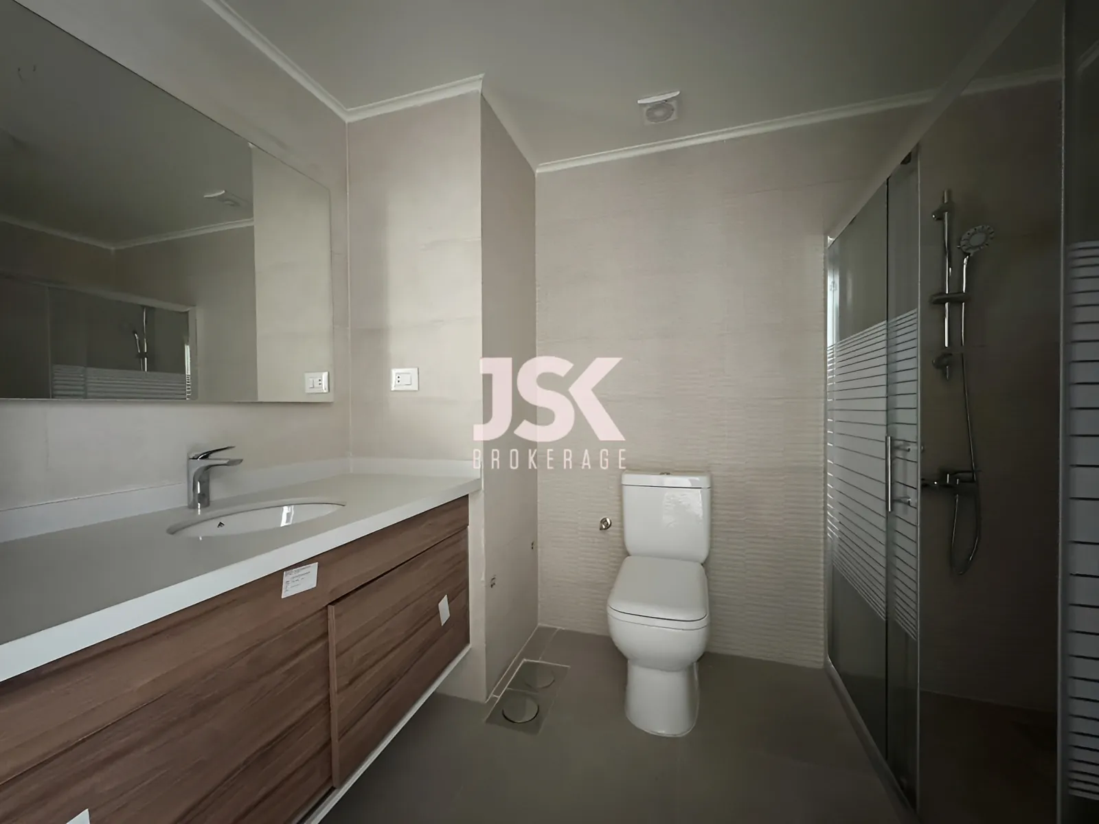 Apartment for Rent in Roumieh
