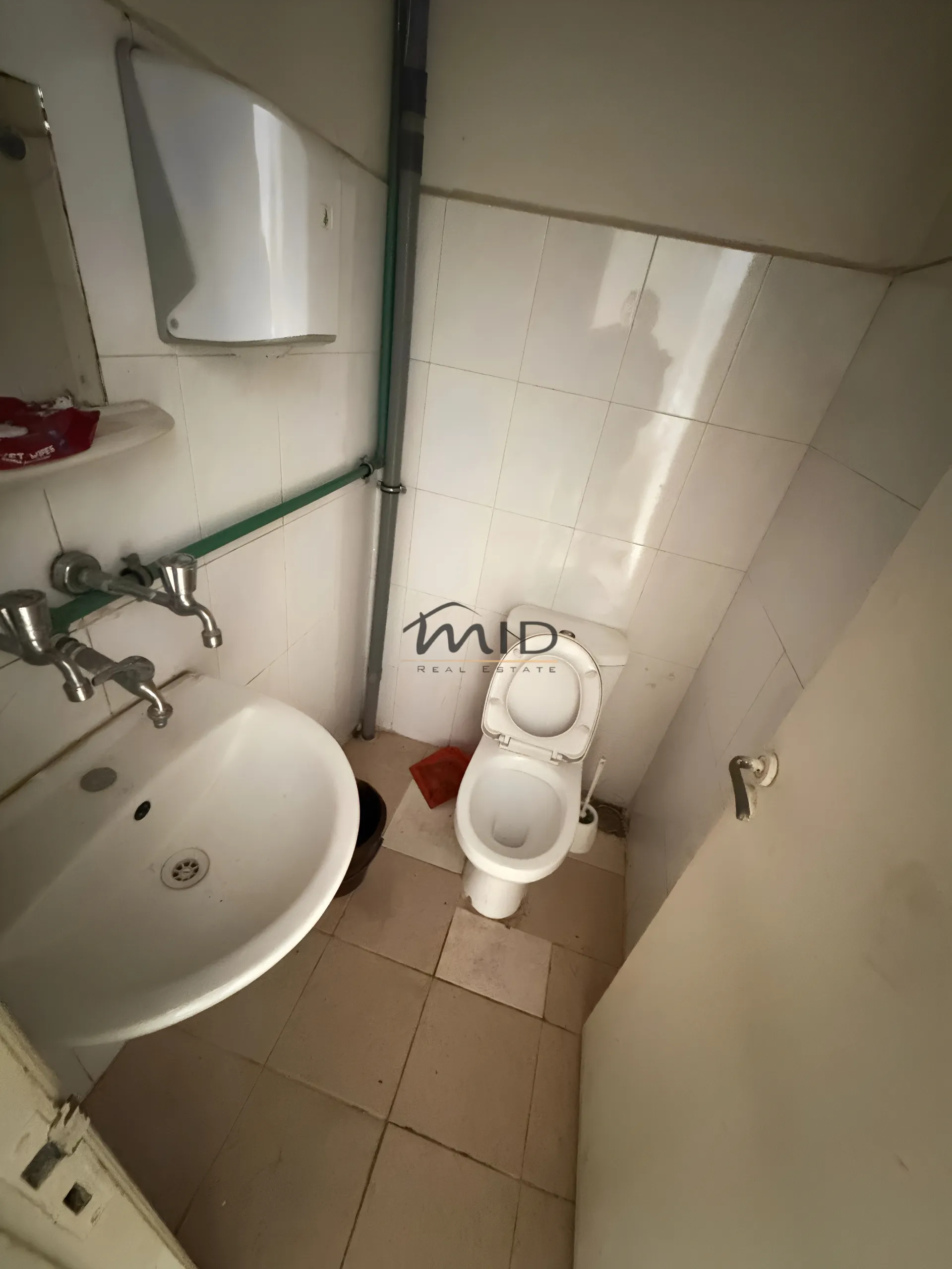Commercial in Ain el remmaneh, lebanon