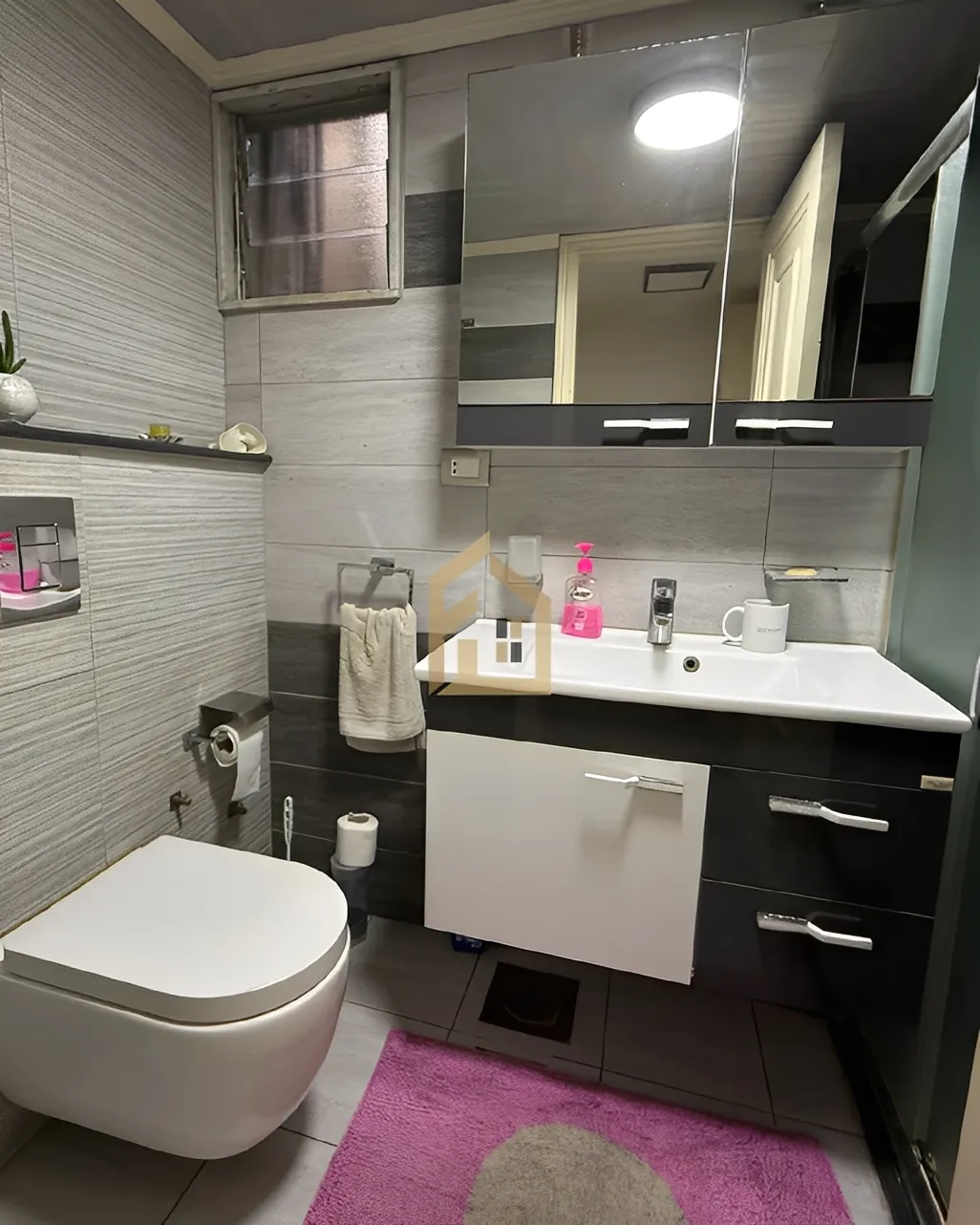 Apartment for Rent in Msaytbeh, Beirut, Lebanon
