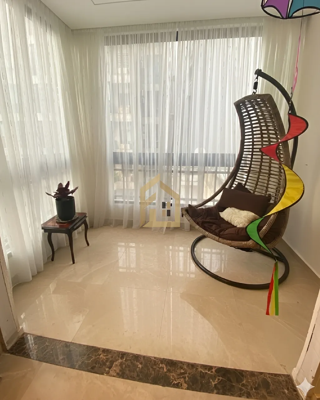 Apartment for sale in Ras Al Naba'a, Beirut, Lebanon - 2 bed, 1 bath
