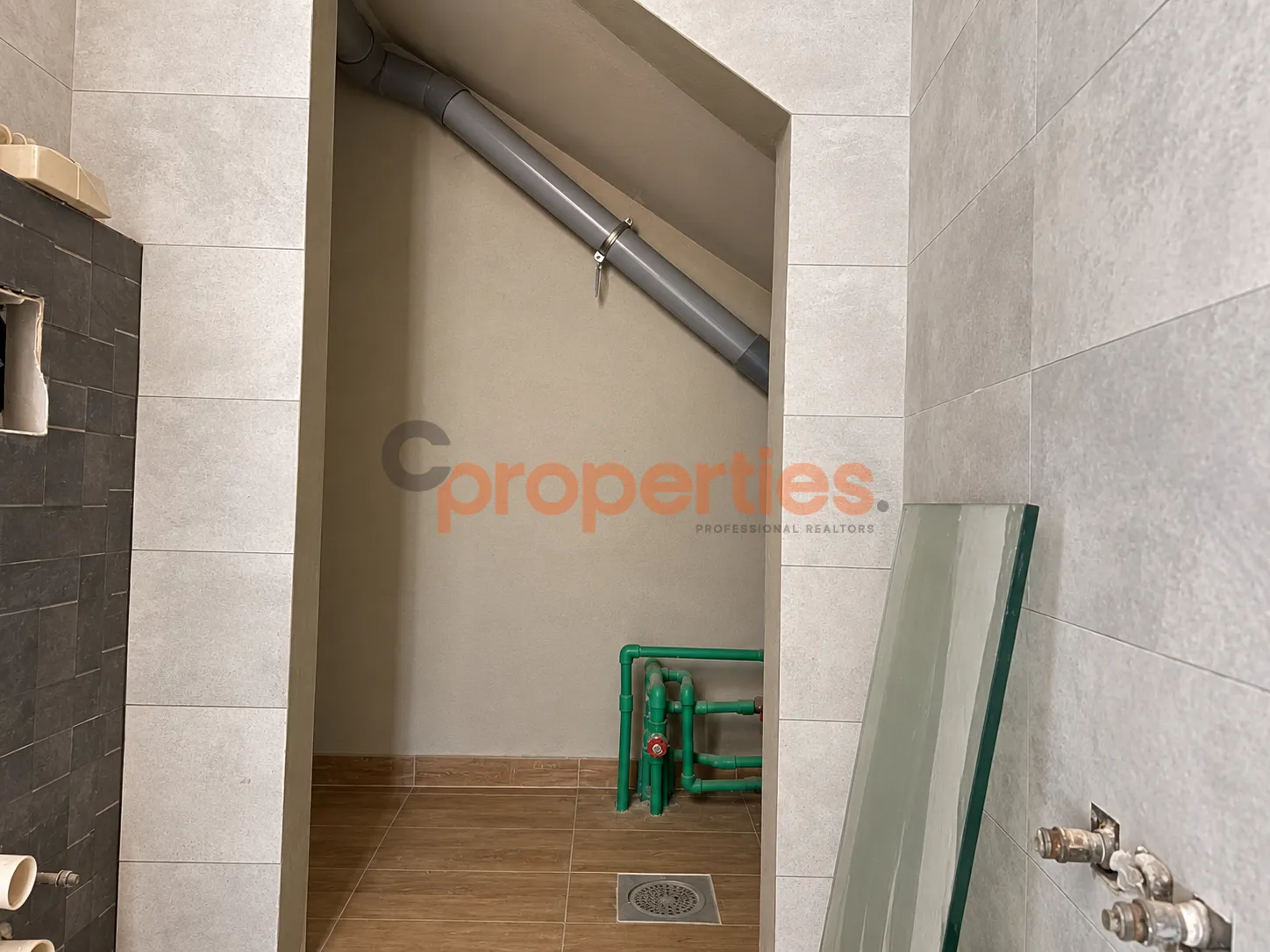 Apartment for Sale in Ain Aar