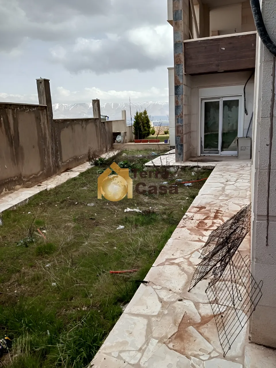 Apartment for Sale in Ksara - 2 bed, 3 bath