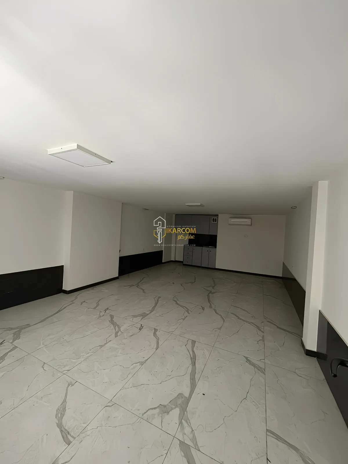 Shop For Rent in Zalka