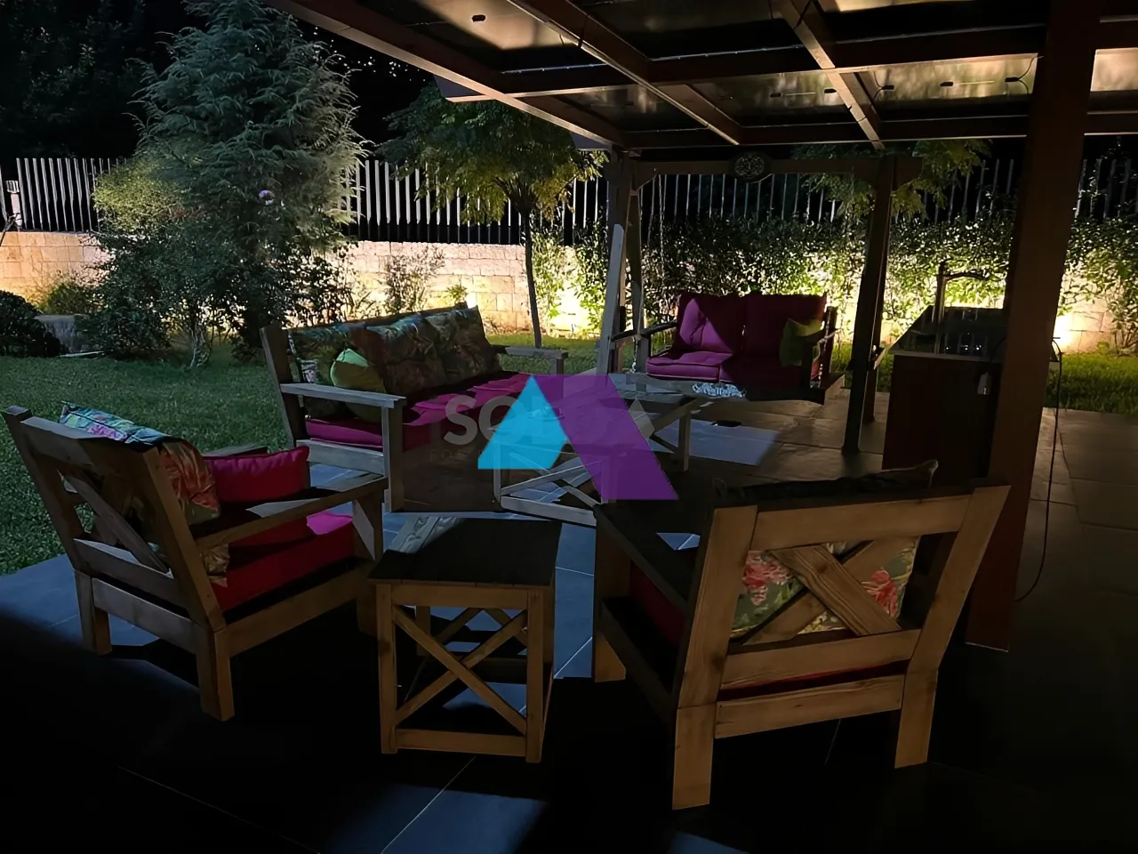 Villa for sale in Monteverde Main Street، Lebanon - 6 bed, 4 bath