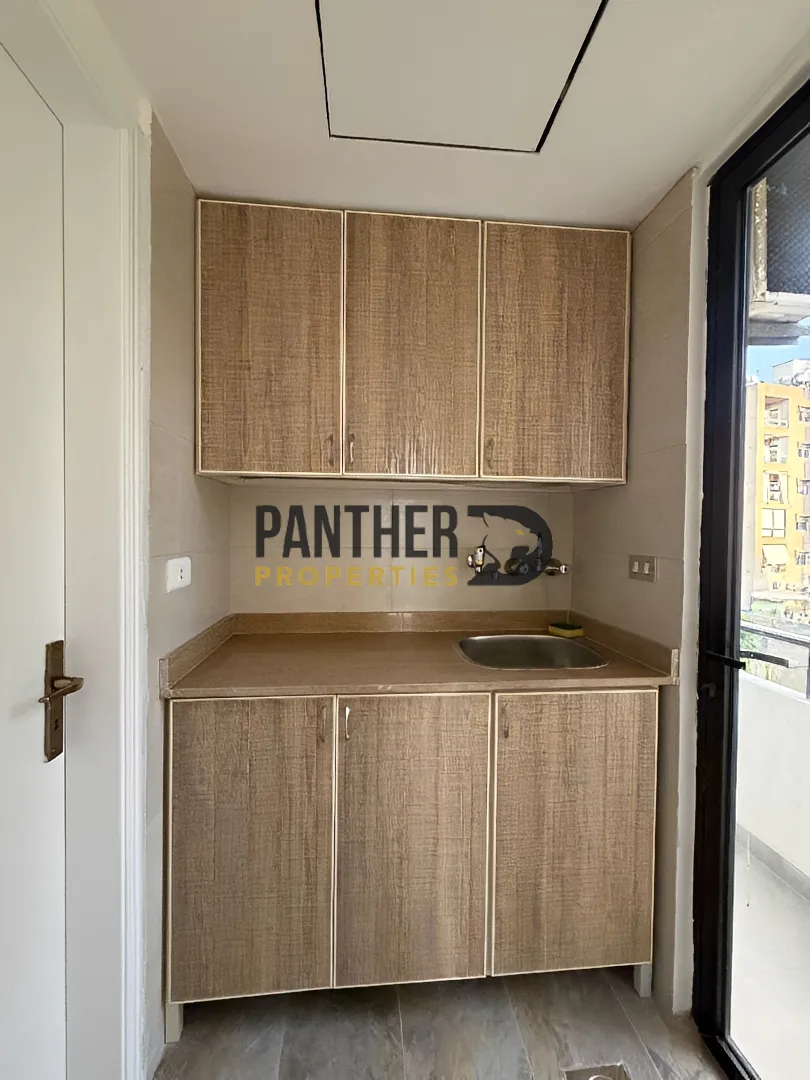 Office for rent in Sin el fil, lebanon