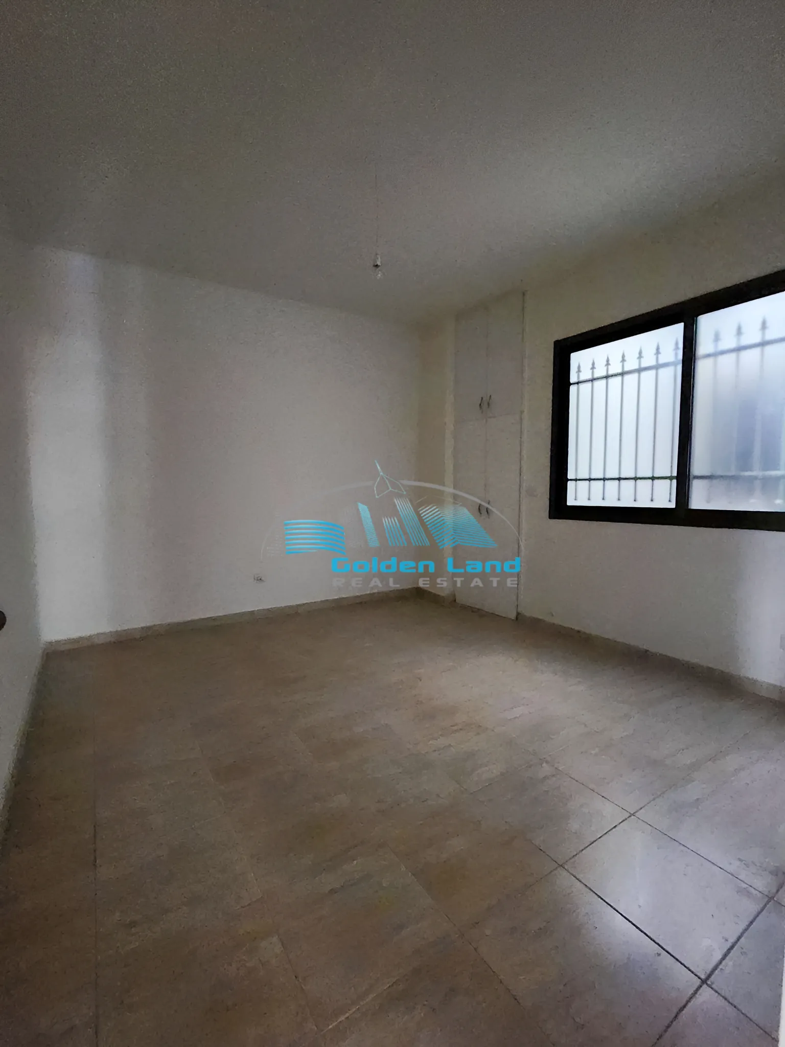 Apartment for Sale in Jouret El Ballout