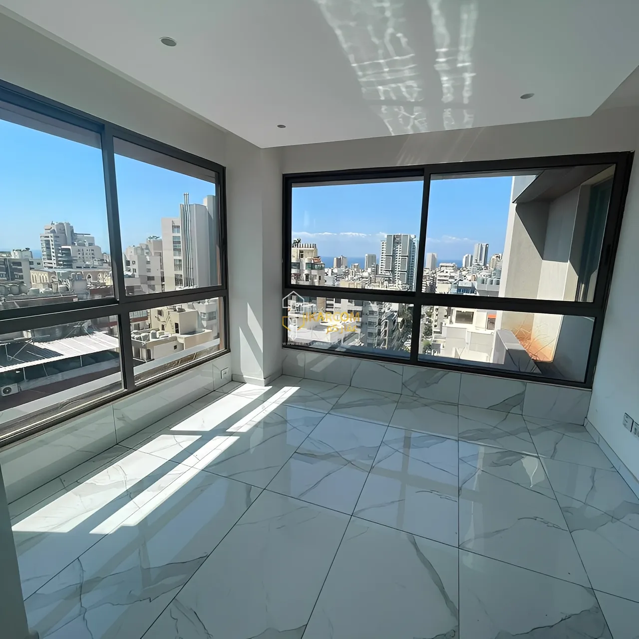 Apartment for Sale in Verdun, Beirut, Lebanon - 3 bed, 4 bath
